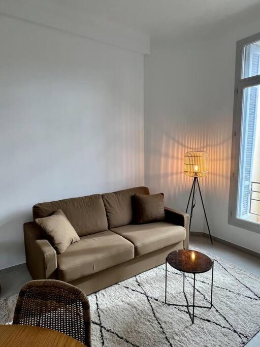 T2 Centre - Cosy Proche Palais *