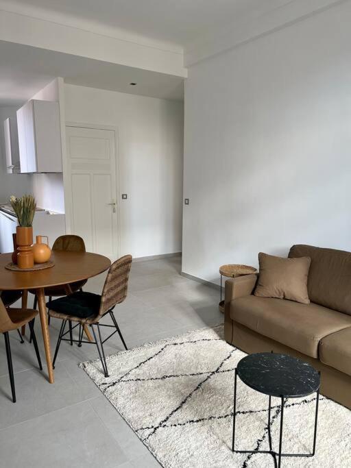 T2 Centre - Cosy Proche Palais Apartment *